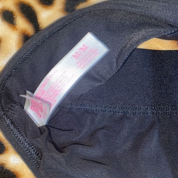 VS PINK sports bra size medium - Picture 5 of 5